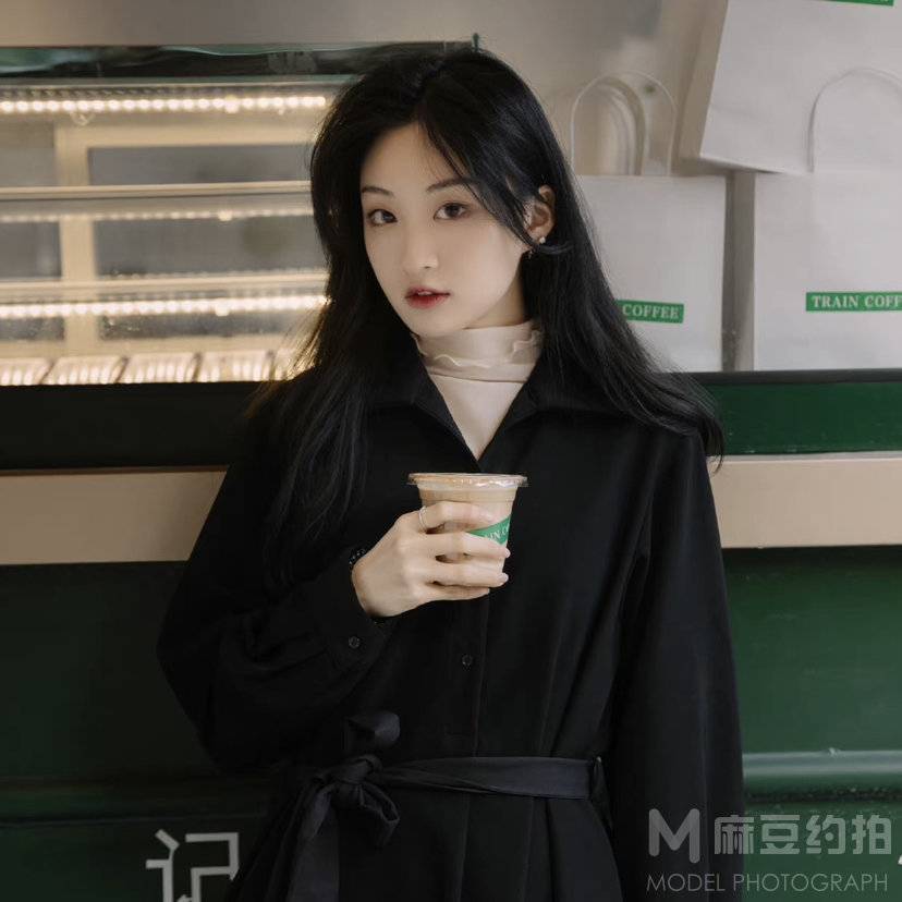 胶片模特