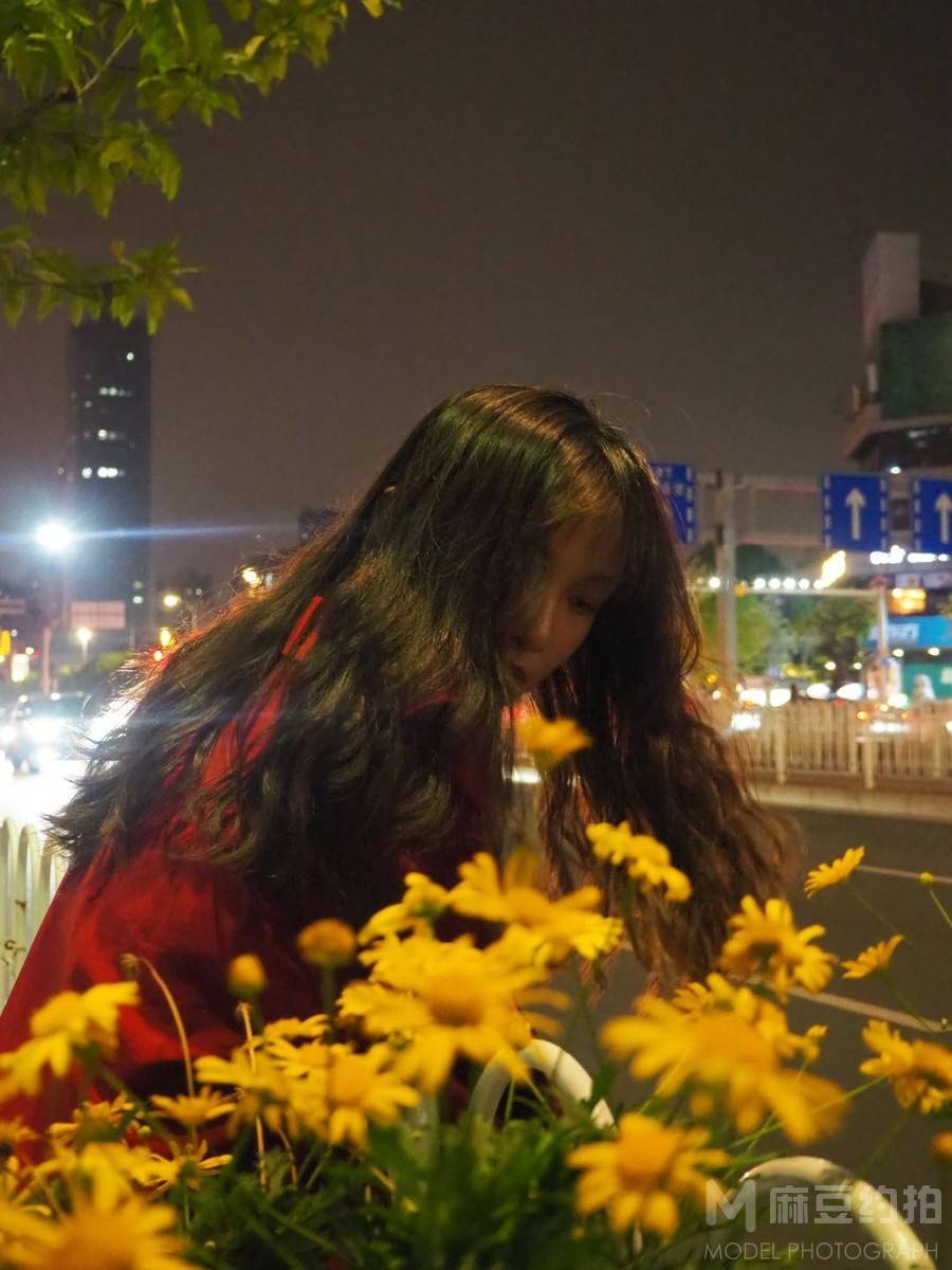 夜景模特