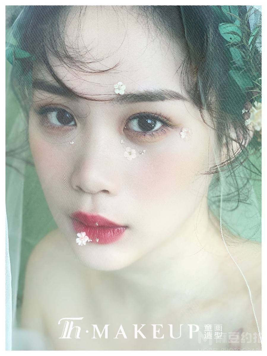 妆容模特