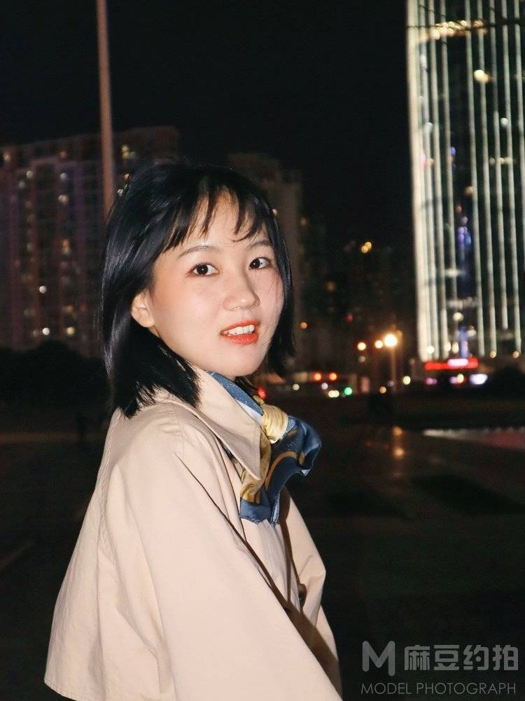夜景模特