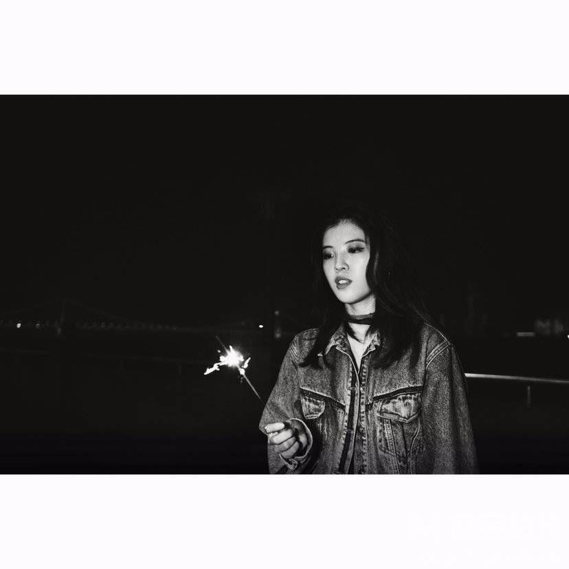 黑白模特