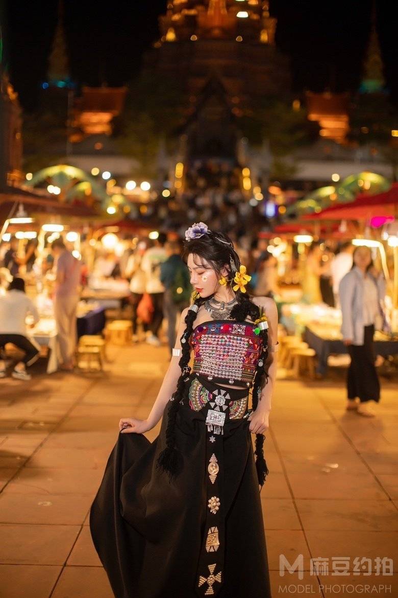 夜景模特