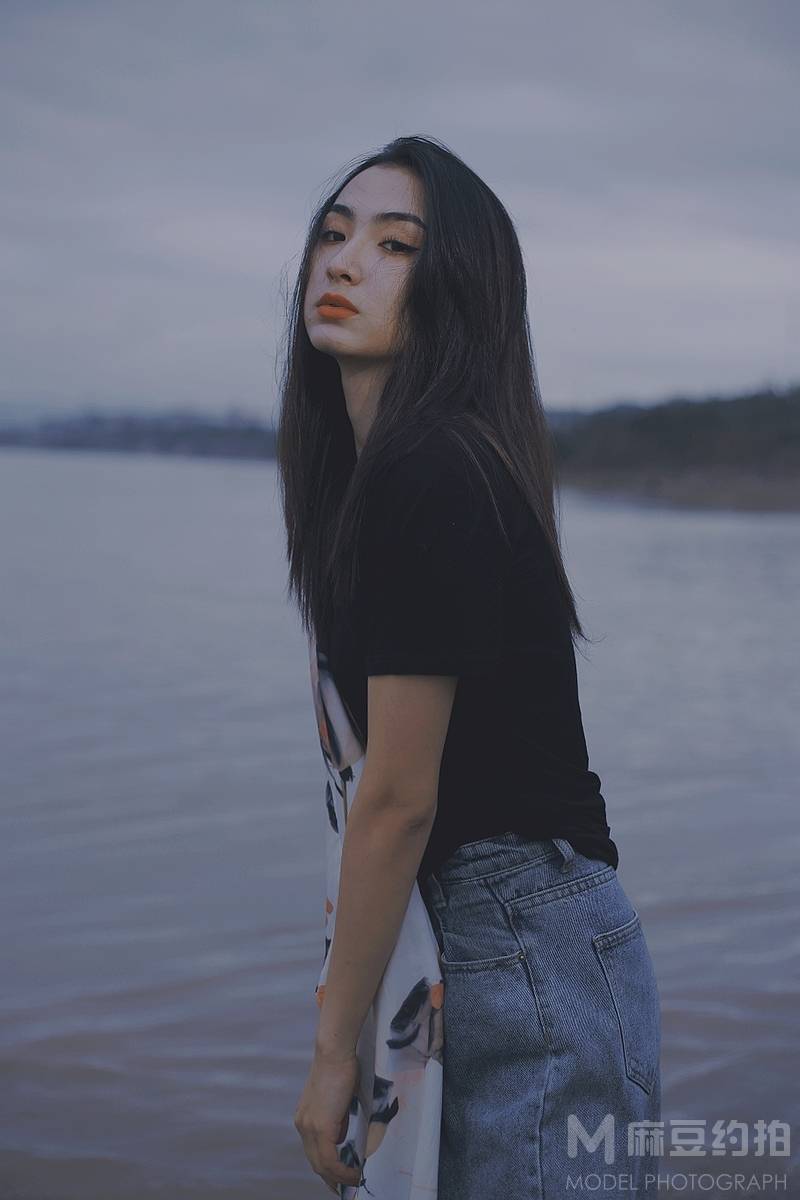 胶片模特