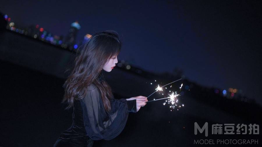 夜景模特