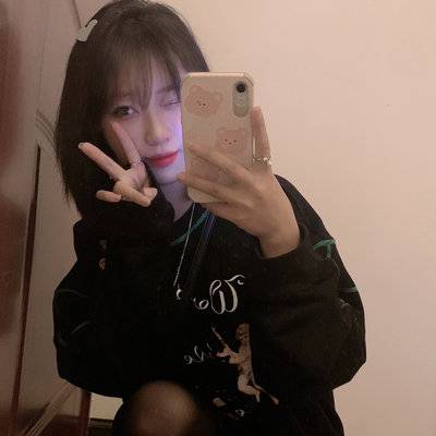 黑白模特