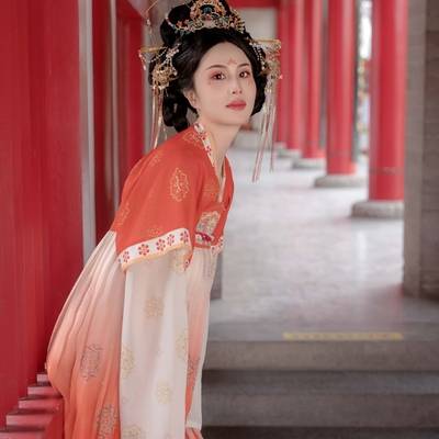 汉服模特
