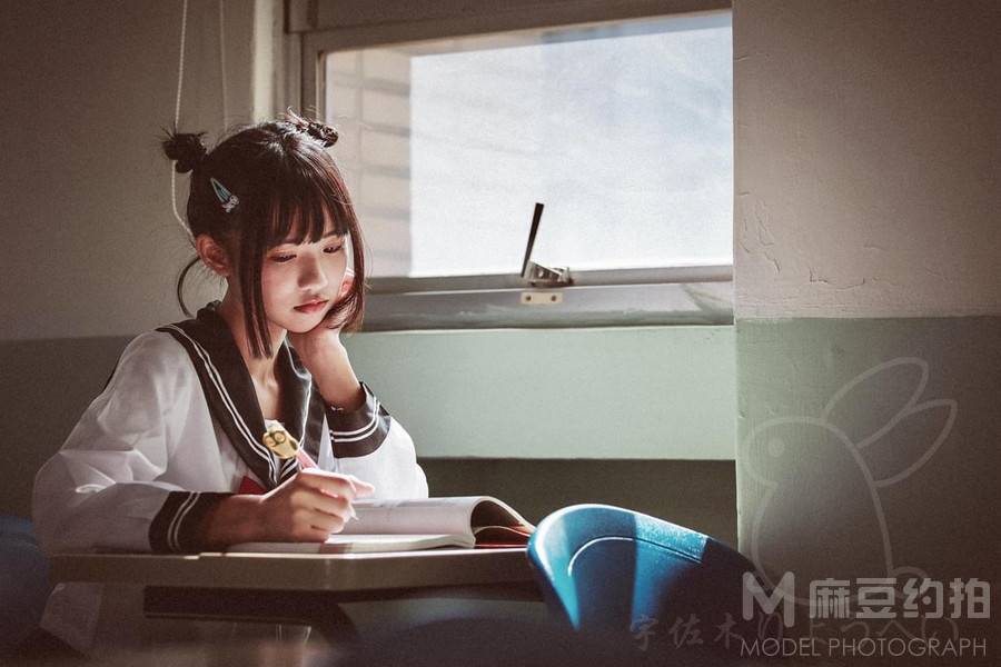 校园模特