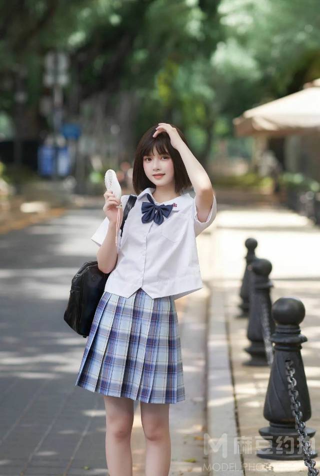 校园模特