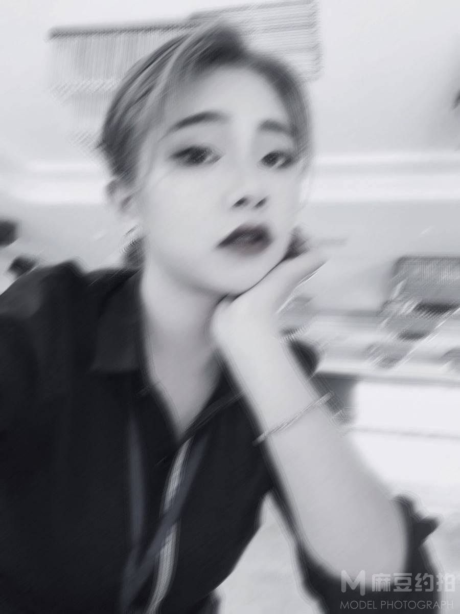 暗黑模特