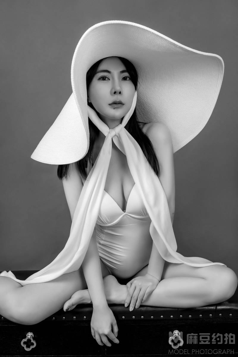 胶片模特