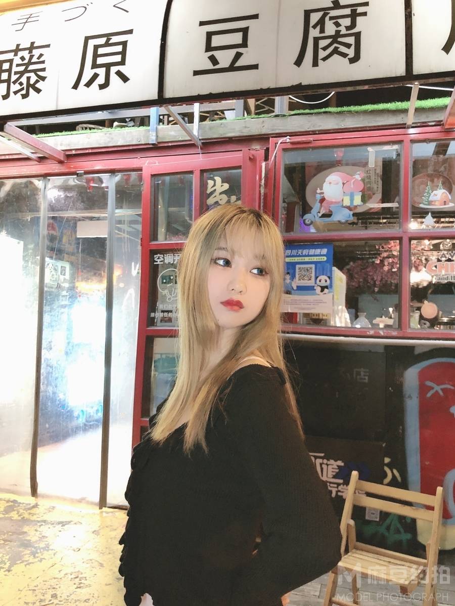 少女模特