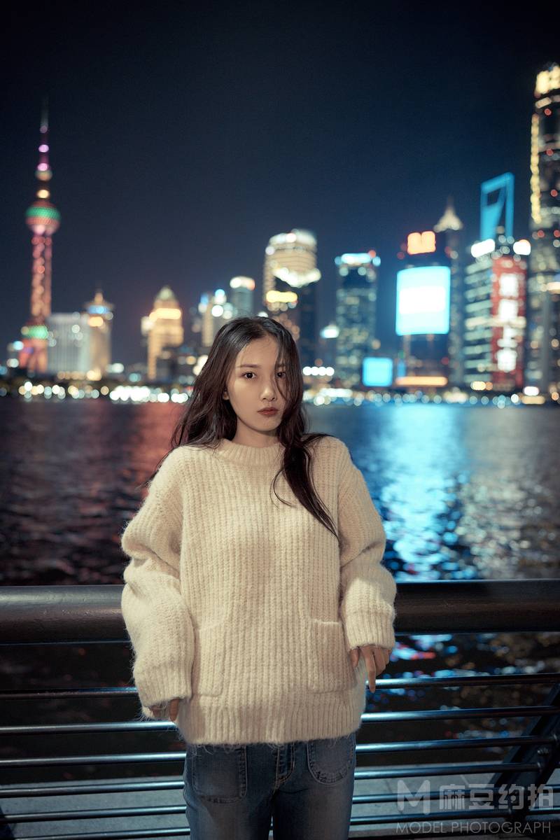夜景模特