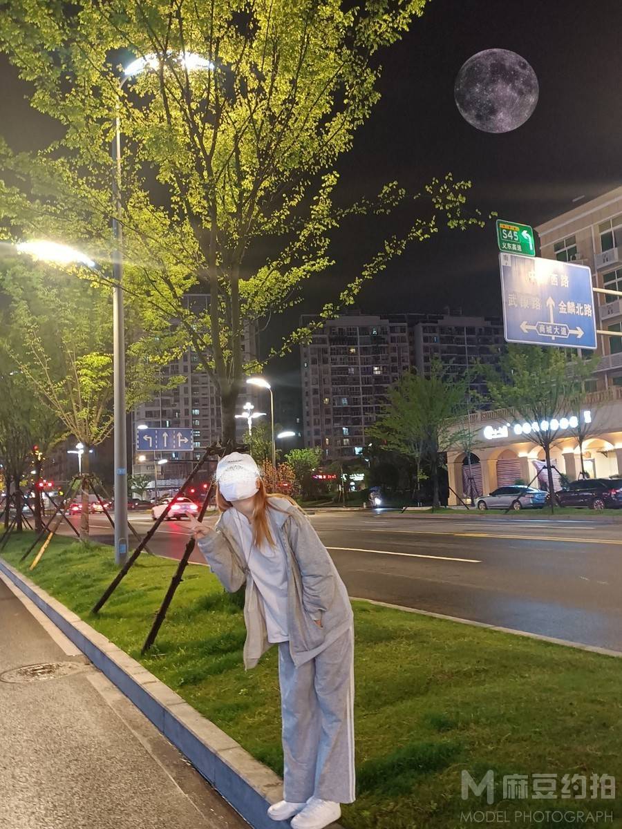 情侣模特