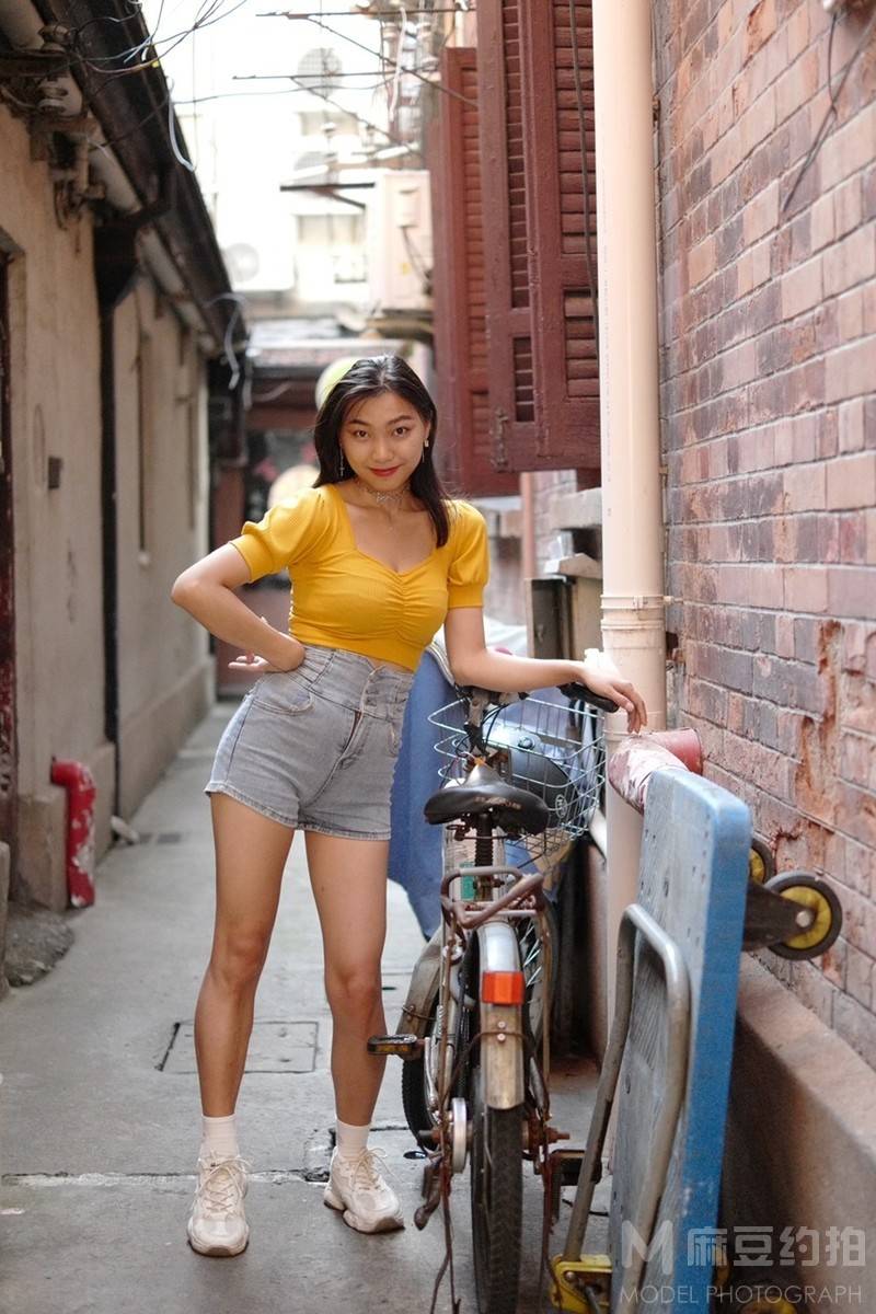 清新模特