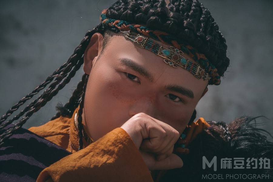 情绪模特