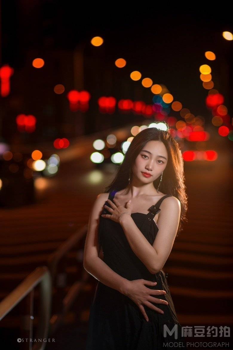 夜景模特