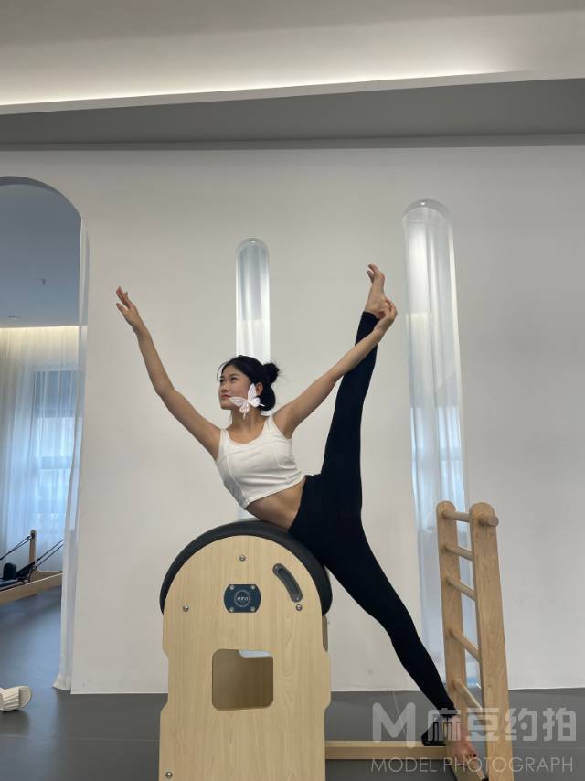 纪实模特