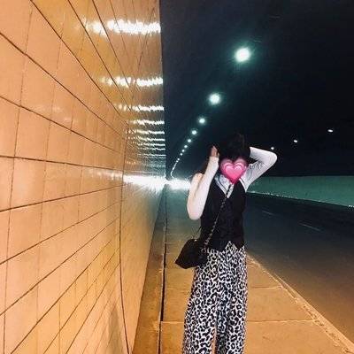黑白模特