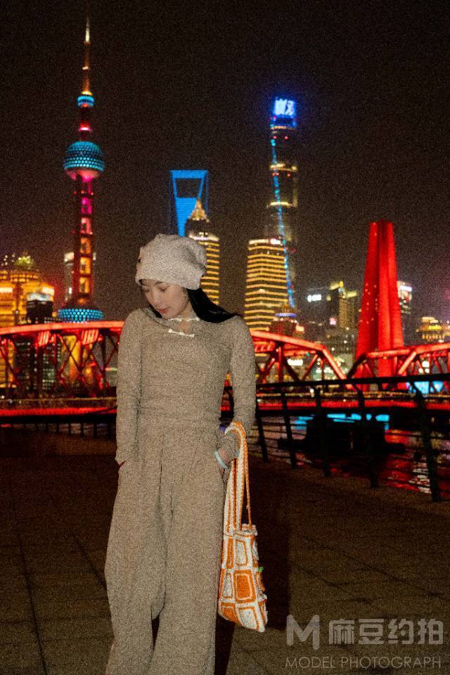 夜景模特
