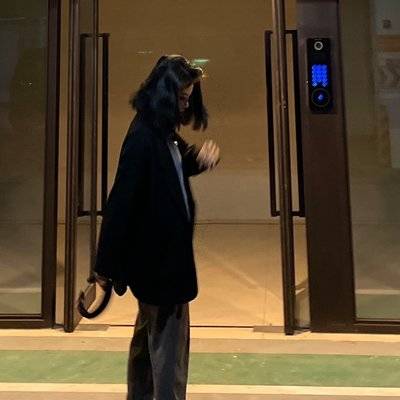 黑白模特
