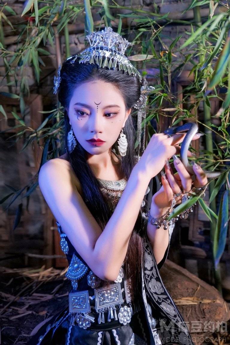 暗黑模特