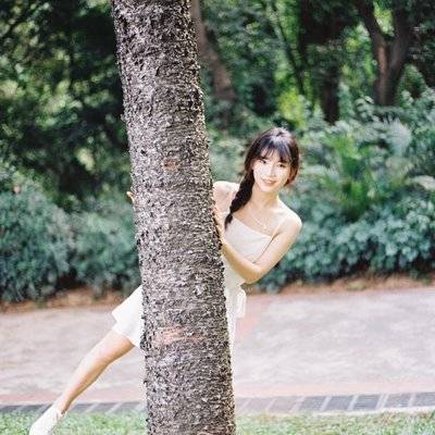 宝丽来模特