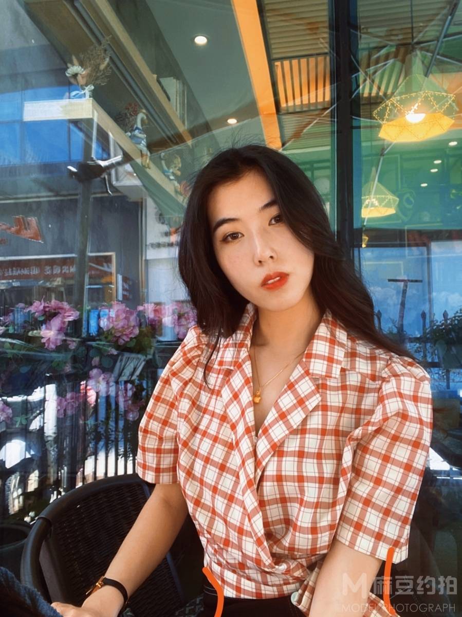 胶片模特