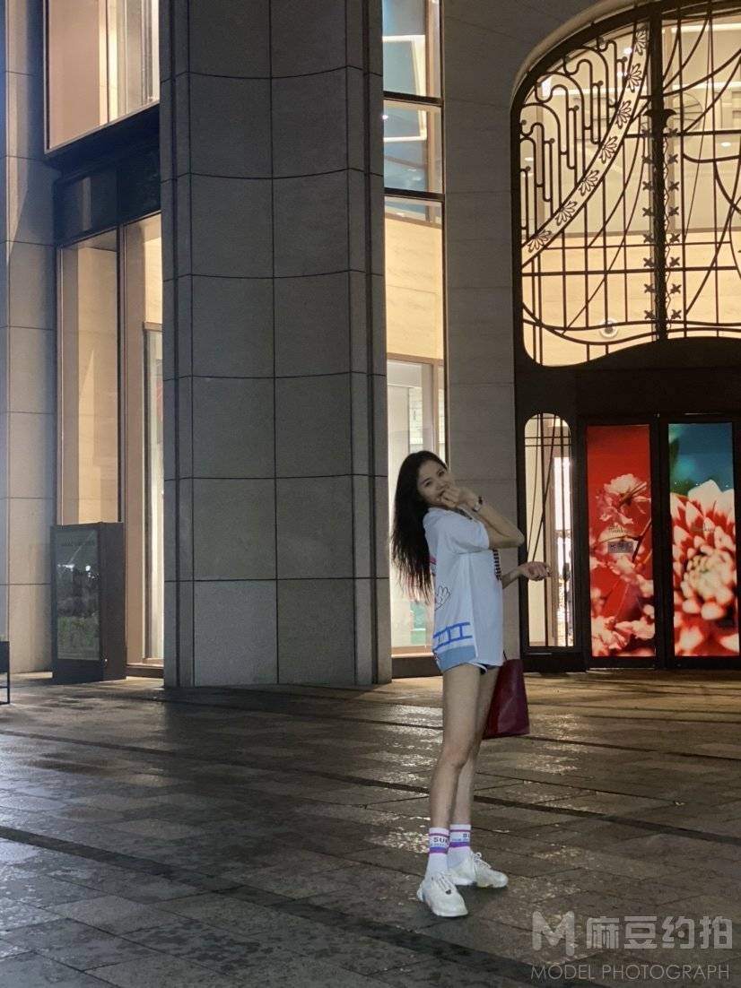 情侣模特