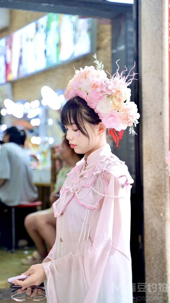 汉服模特