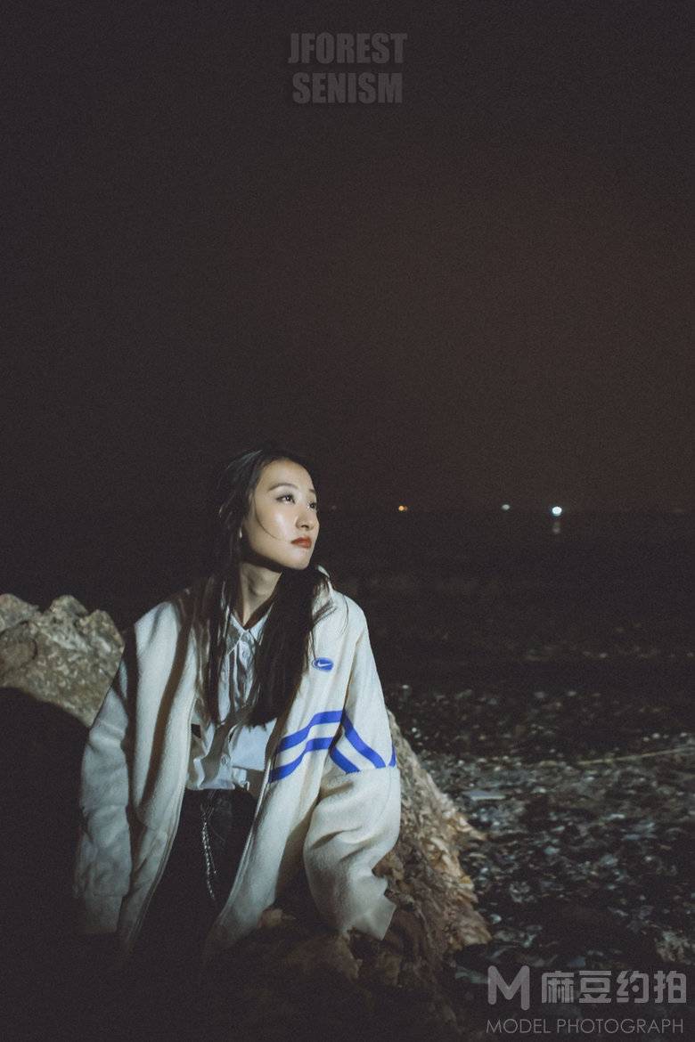 夜景模特