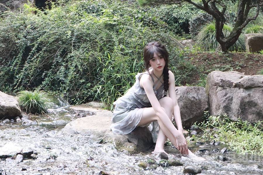 清新模特