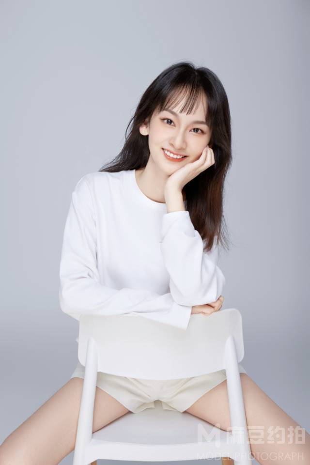 纪实模特