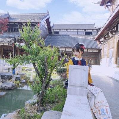 汉服模特