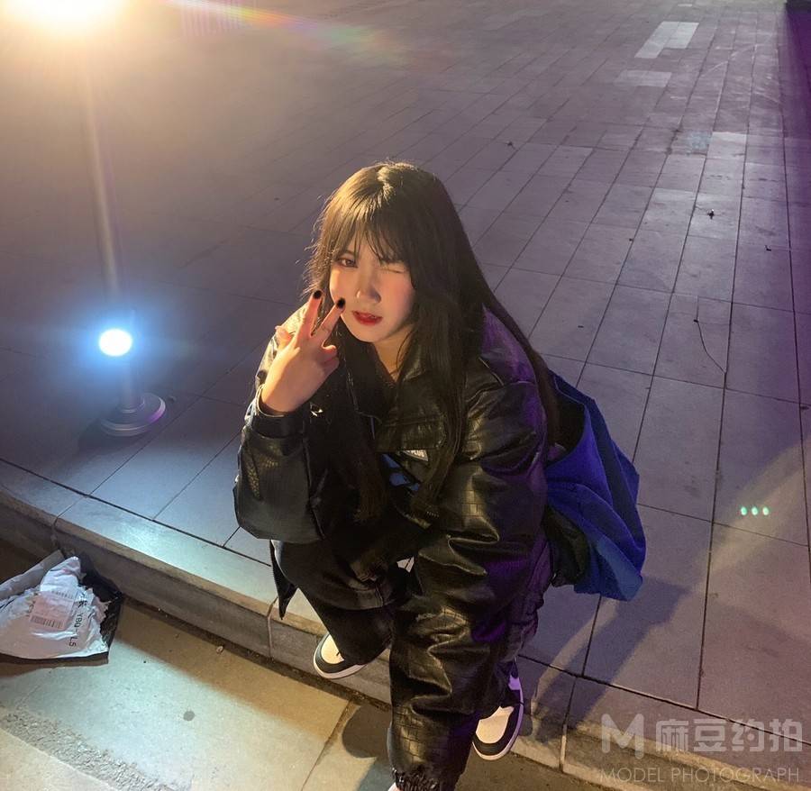 夜景模特