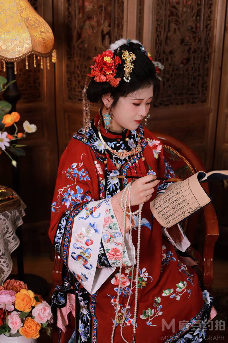 汉服模特