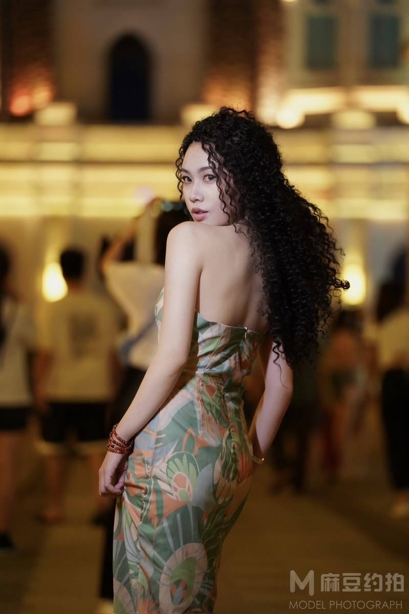 胶片模特