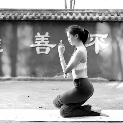 黑白模特