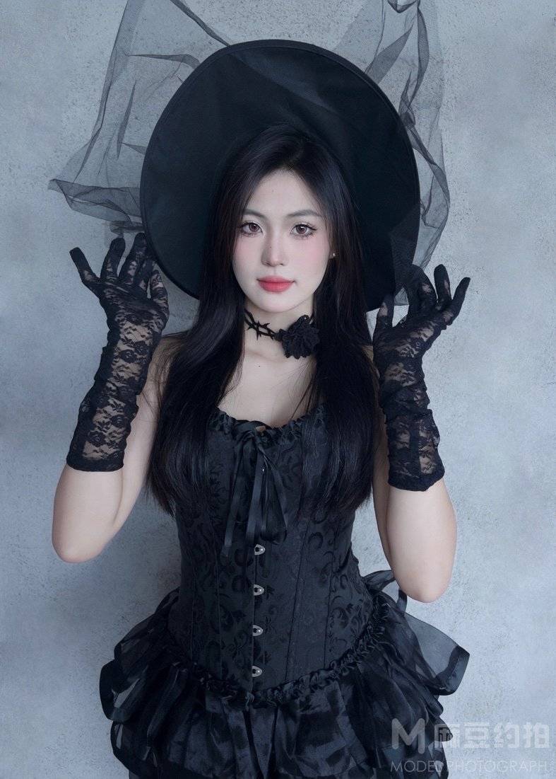暗黑模特