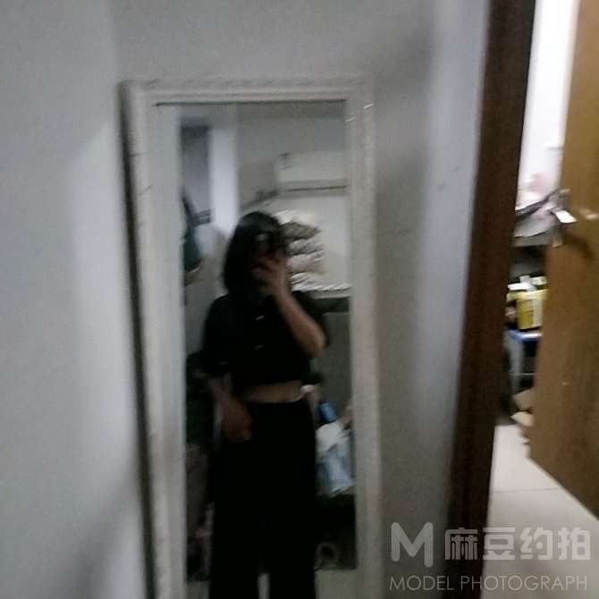 纪实模特