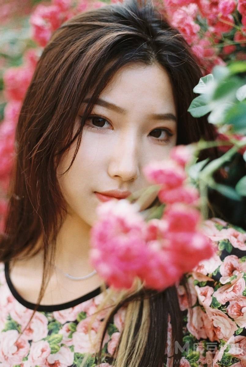胶片模特
