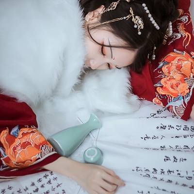 汉服模特