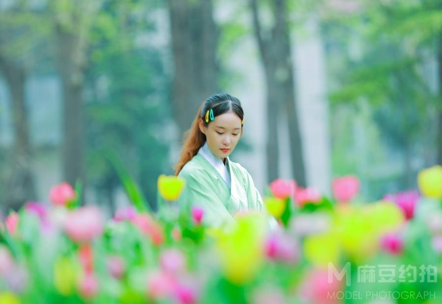 汉服模特