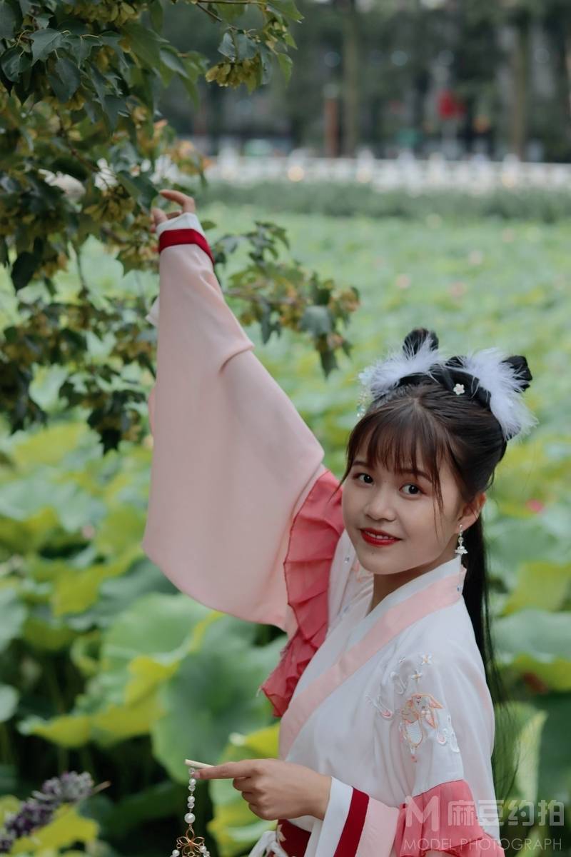 妆容模特