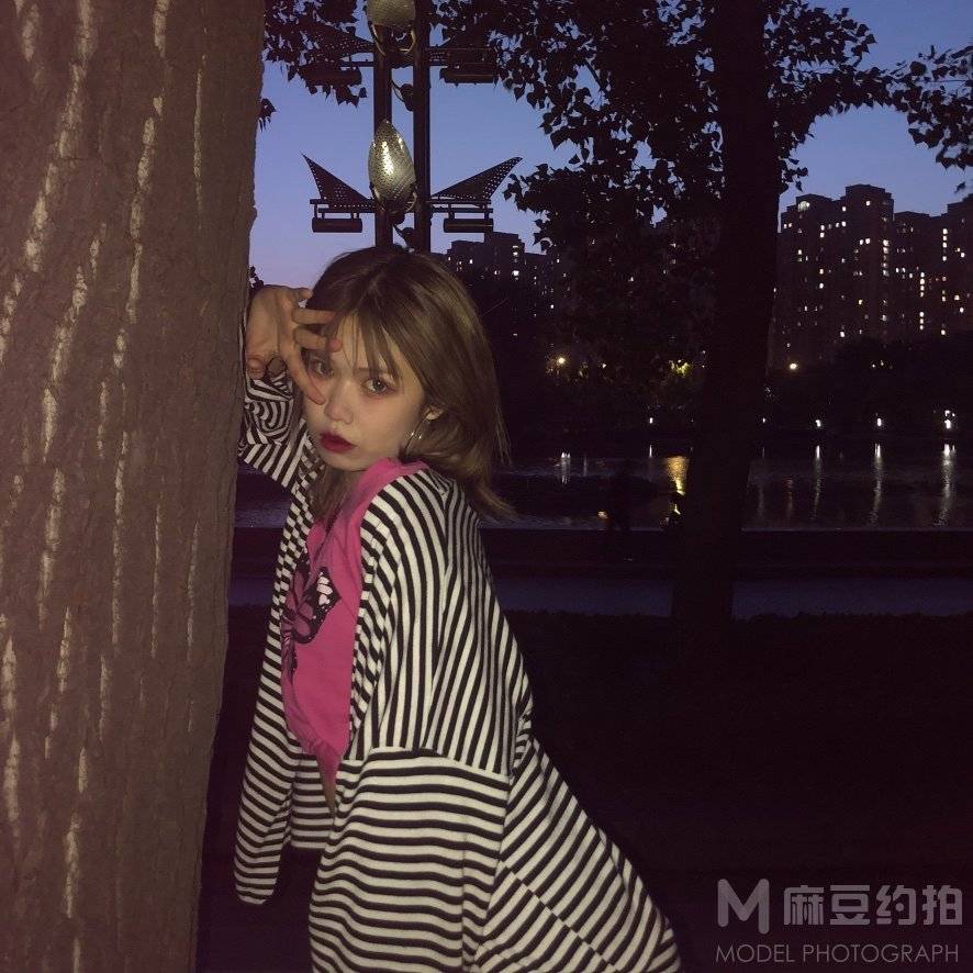 妆容模特
