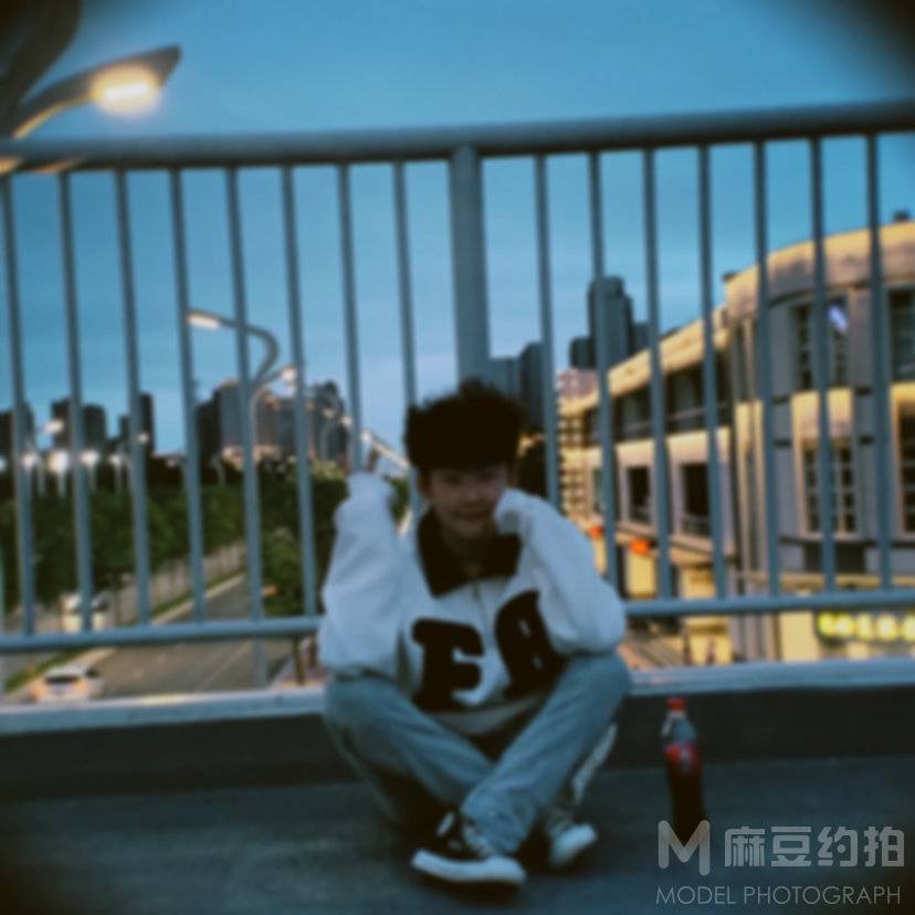胶片模特