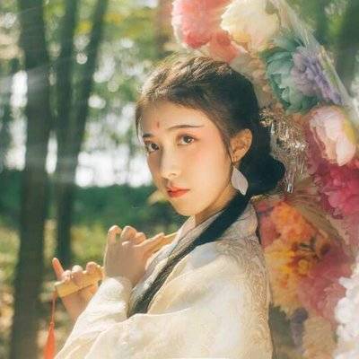 汉服模特