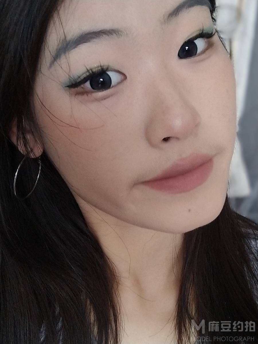 纪实模特