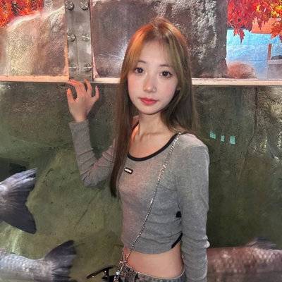 宝丽来模特