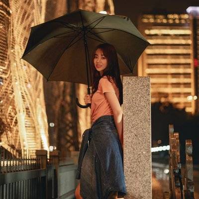 夜景模特