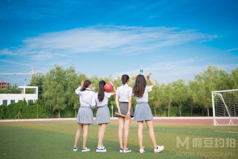 校园模特